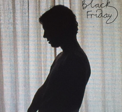 Imagem do post Tom Odell anuncia seu novo álbum, “Black Friday”, para 26 de janeiro de 2024