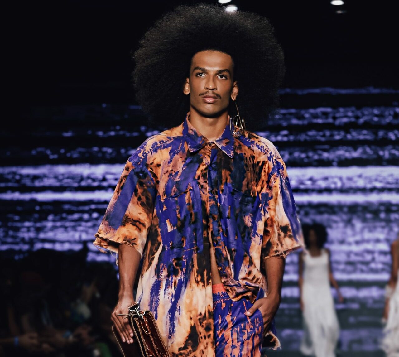 Imagem do post Filipe Maia volta às passarelas da SPFW, fortalecendo o empoderamento negro e a diversidade na moda